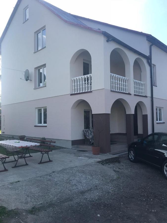 Kwatery Prywatne U Gosi Nad Solina Solina  Exteriör bild